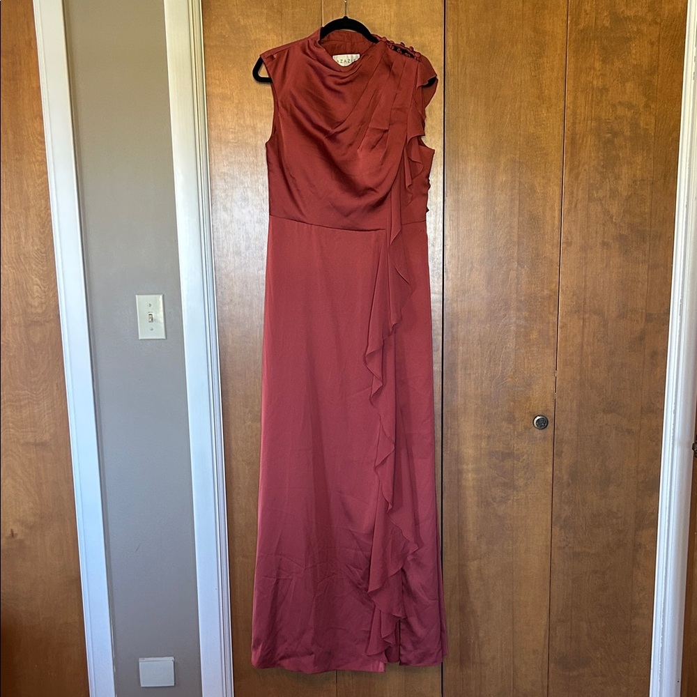 Elegant Rust Sleeveless Maxi Dress